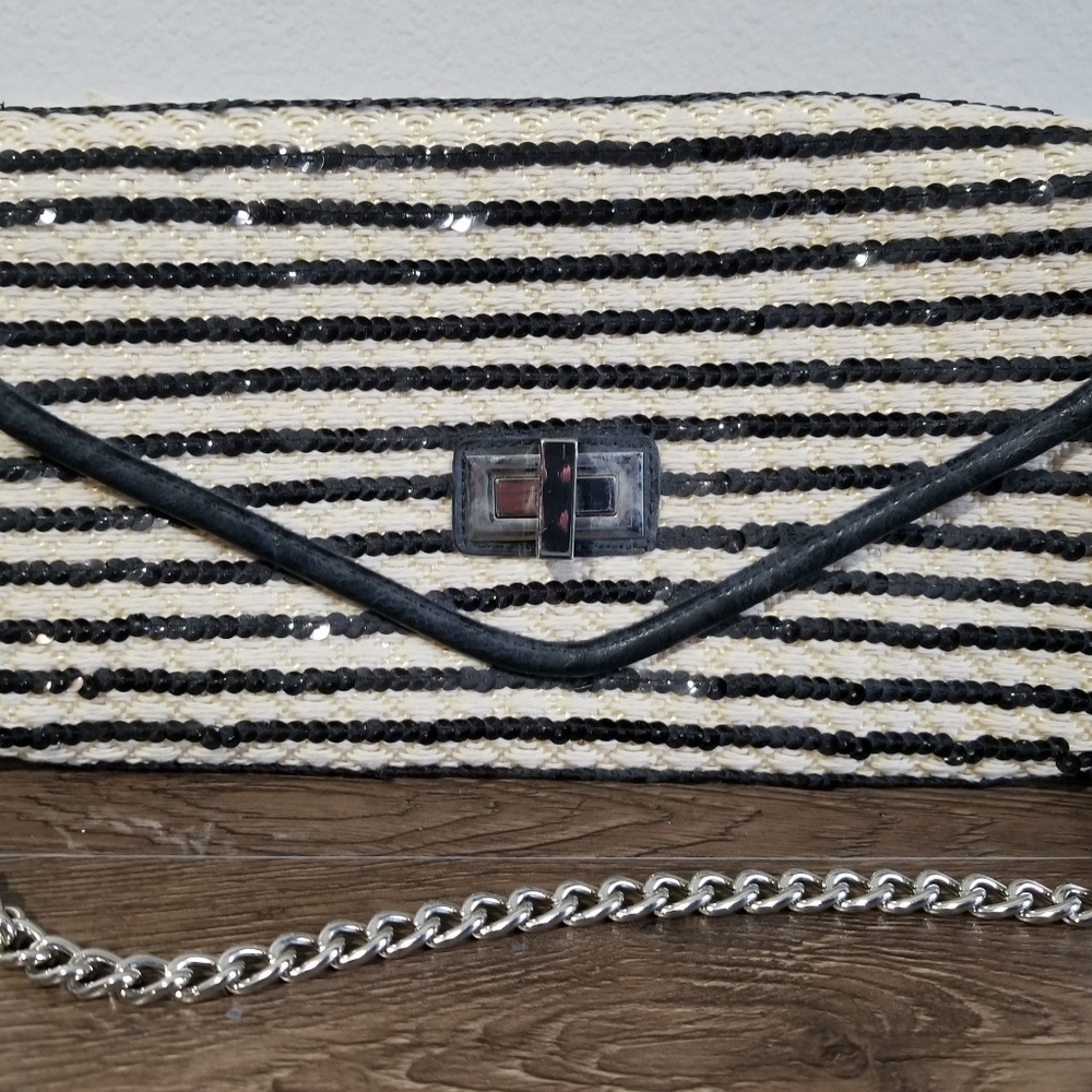 NWT Straw Studios (Dillard's) Beach Woven Clutch